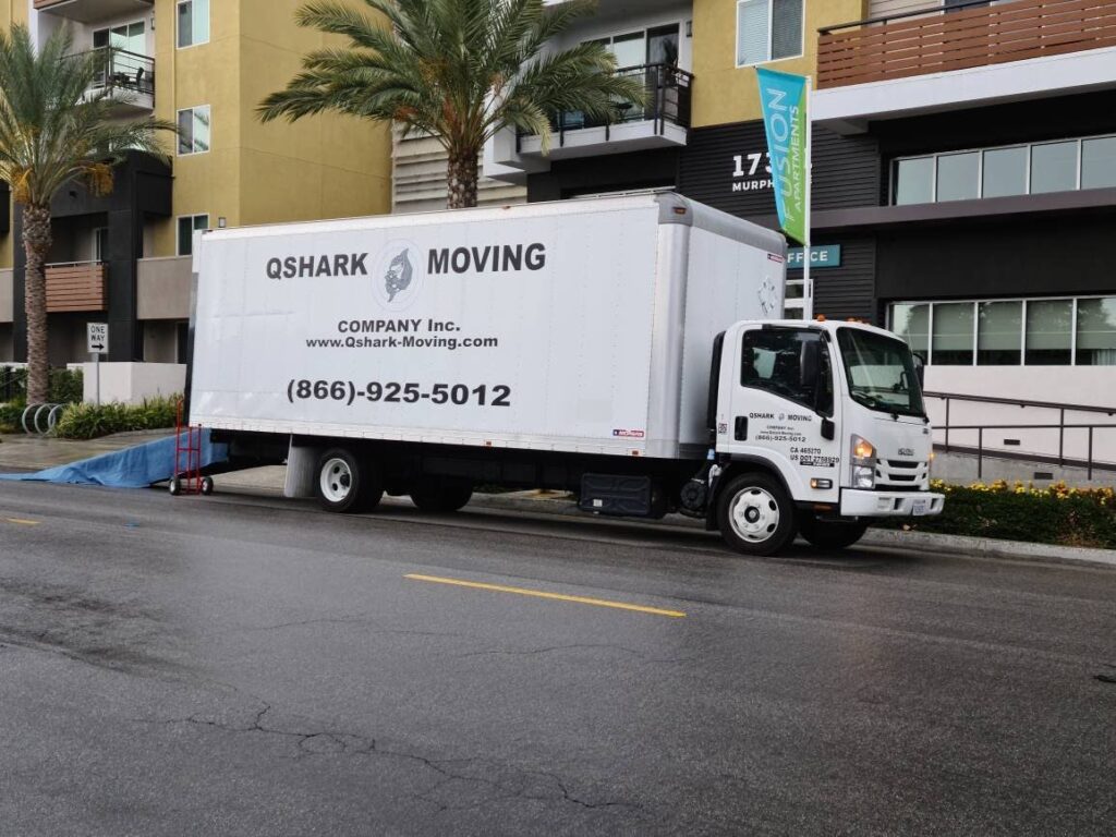 How Many Movers Do I Need?