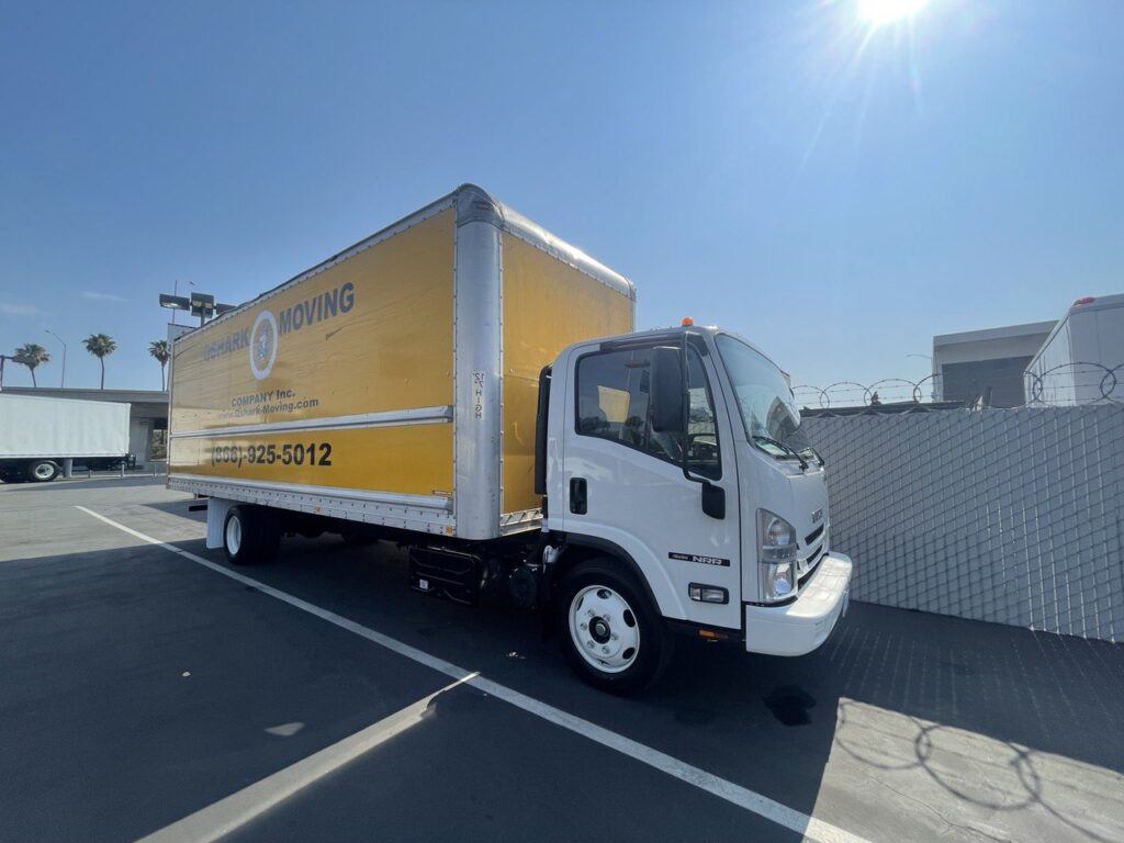 what to do whem movers are packing
a picture of a moving truck