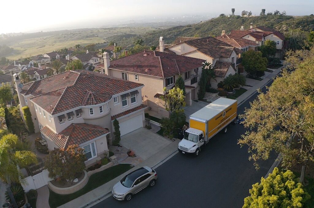 a picture of qshark moving truck on the way to oceanside from san diego