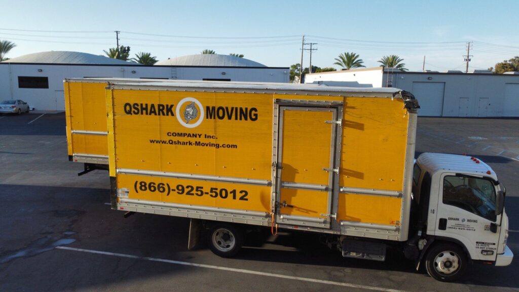 What Do Movers Do? Moving Truck