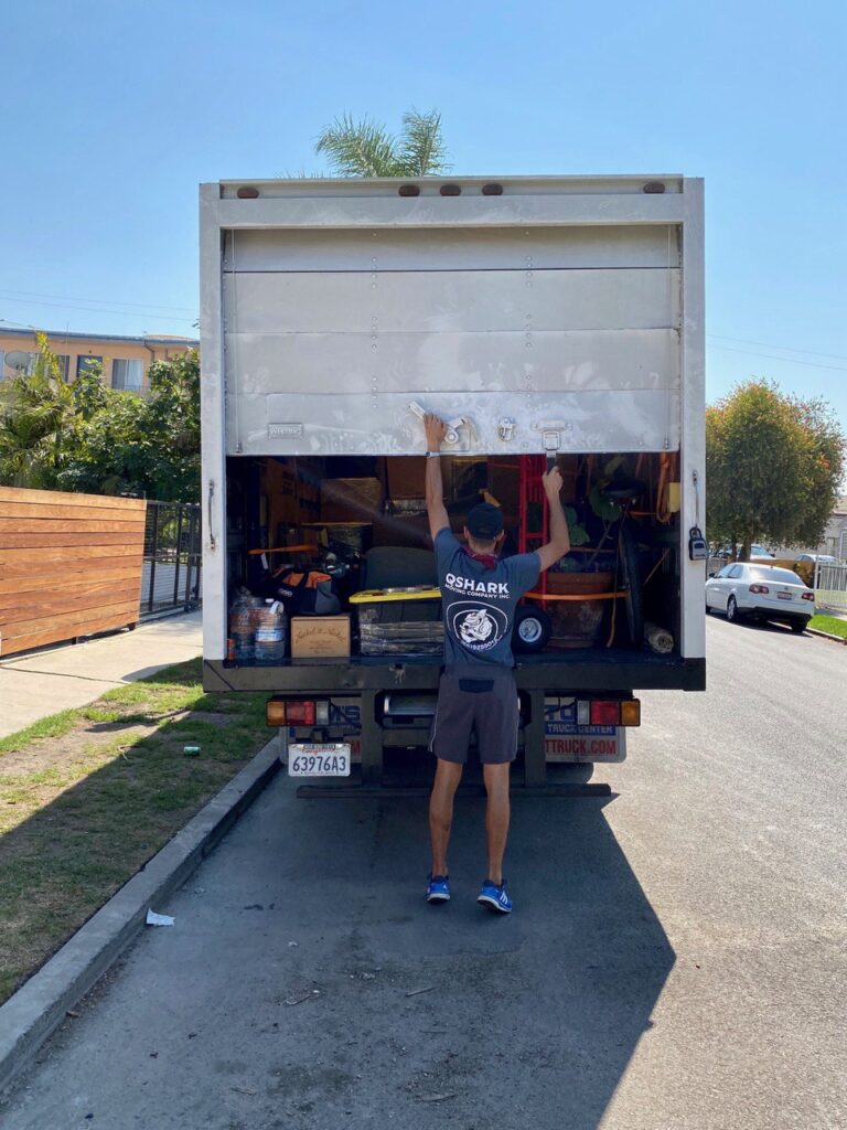 professional moving truck