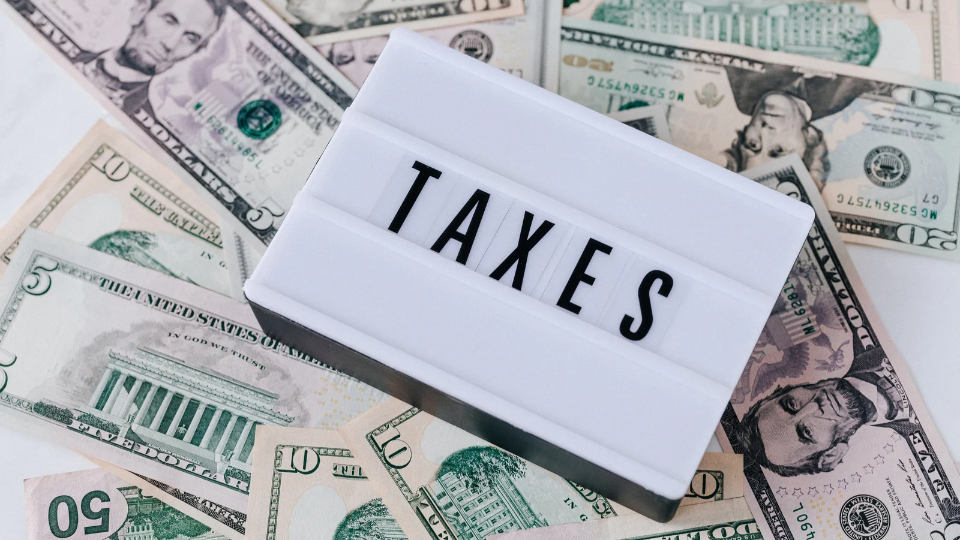 picture of a taxes sign