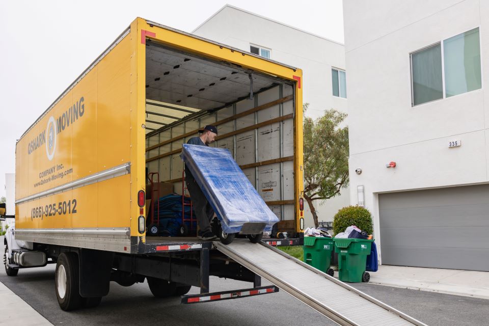 how much are movers per hour in san diego