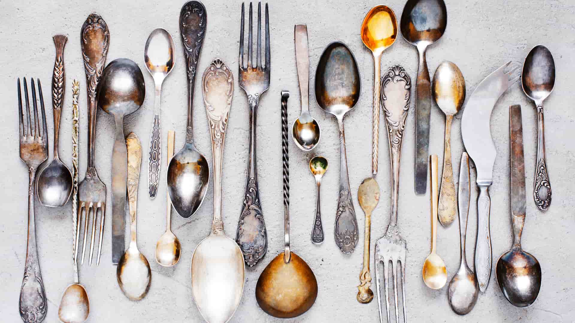 How to pack silverware for moving