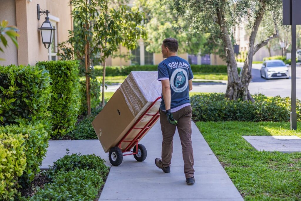 Residential Movers in Burbank